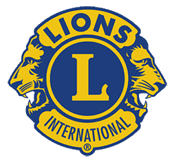 Le logo du Lions Clubs International présente un « L » jaune vif dans un cercle bleu, flanqué de deux lions de profil opposés. Les mots « Lions » au-dessus et « International » en dessous entourent le motif sur fond bleu.